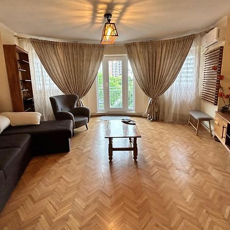 Apartment Palace Of Parliament Bucureşti Eksteriør bilde