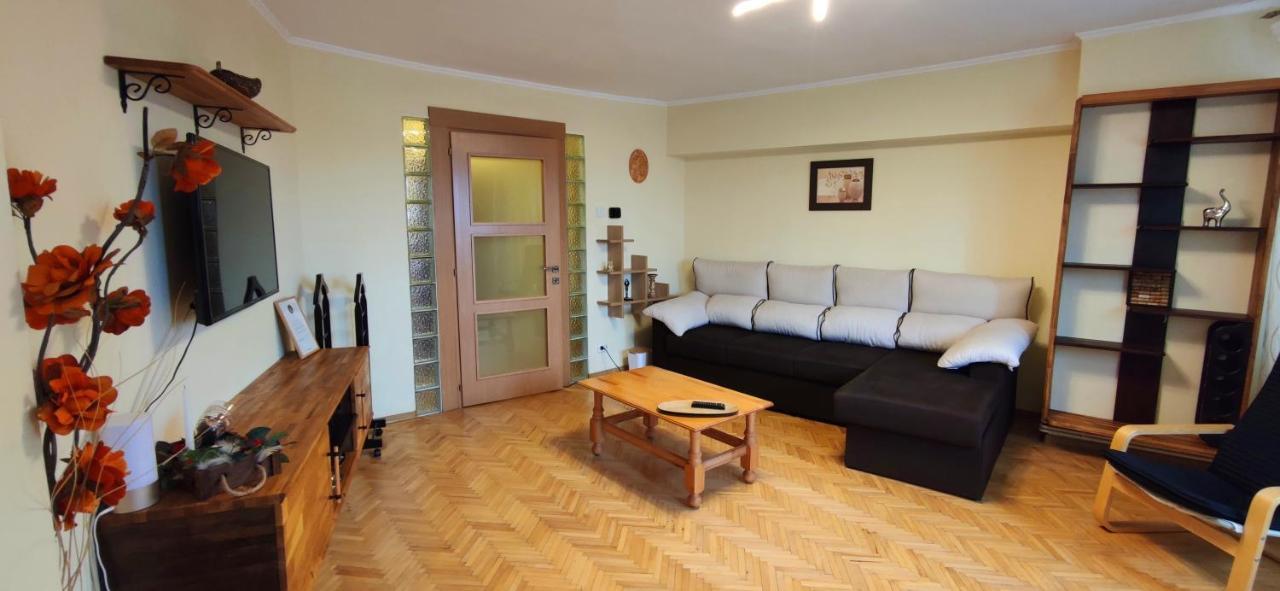 Apartment Palace Of Parliament Bucureşti Eksteriør bilde