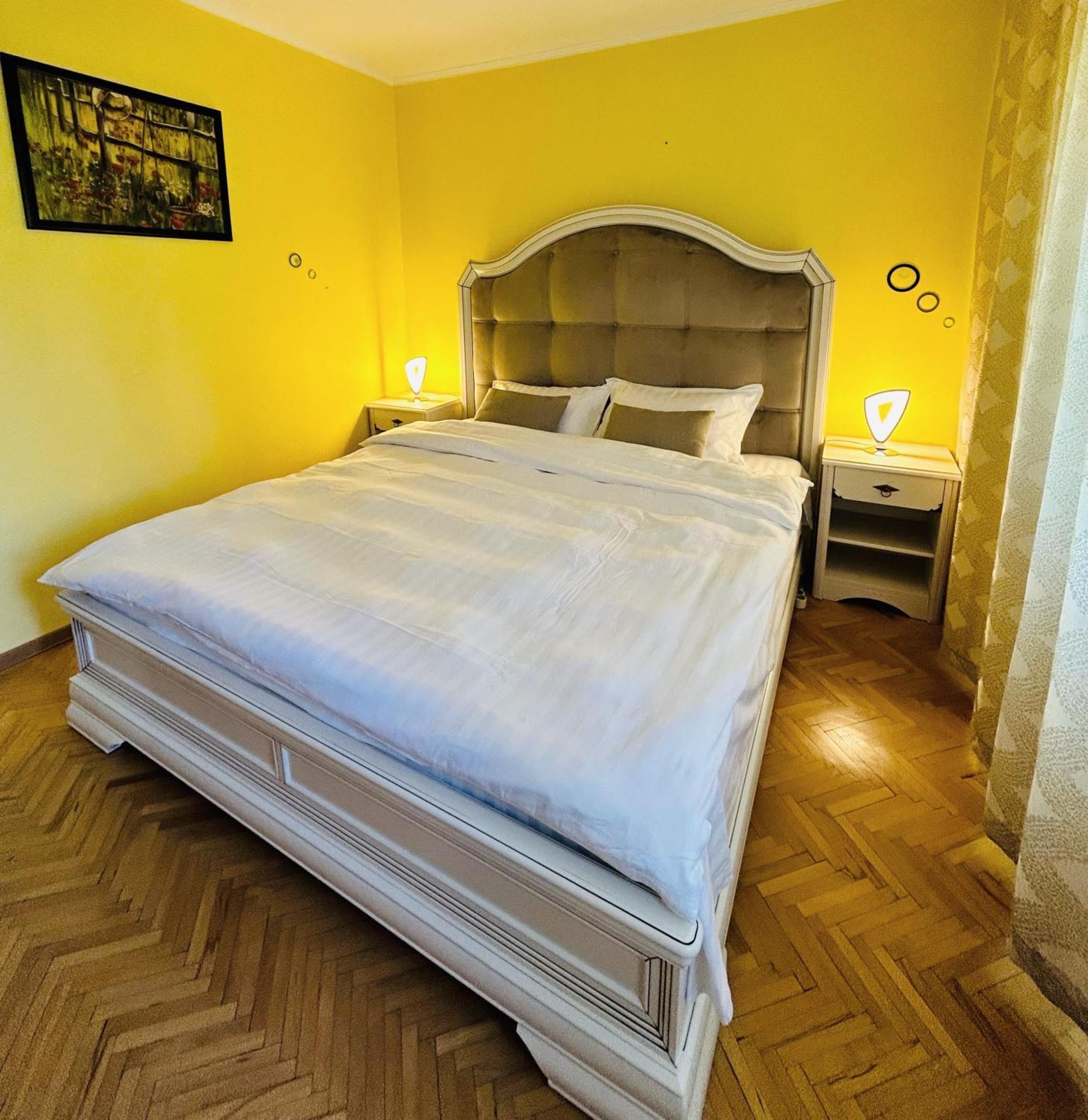 Apartment Palace Of Parliament Bucureşti Eksteriør bilde